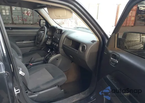 2015 Jeep Patriot Sport из США, поврежденный, VIN 1C4NJPBA7FD246966